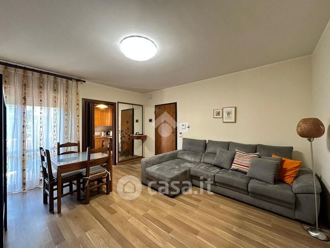 Appartamento in residenziale in Via Montello 100
