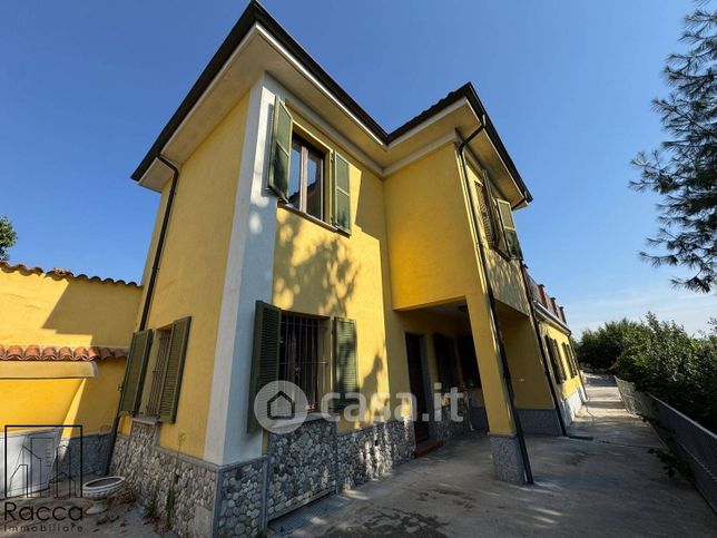 Villa in residenziale in Via Belmonte