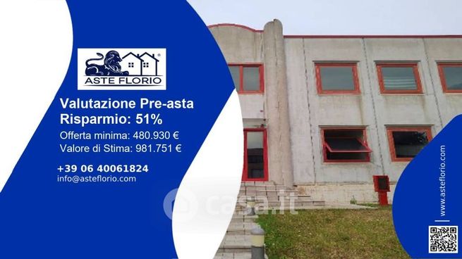 Capannone in commerciale in Frazione Coldipozzo