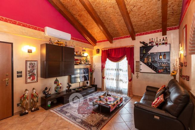 Appartamento in residenziale in Via Mazzè