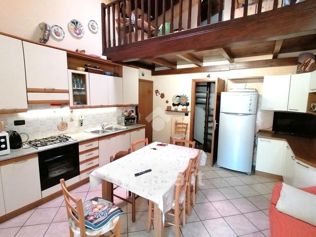 Appartamento in residenziale in Viale della Costituzione 52