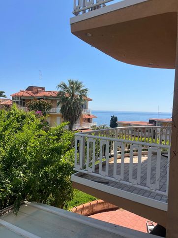 Appartamento in residenziale in Via Litteri 268