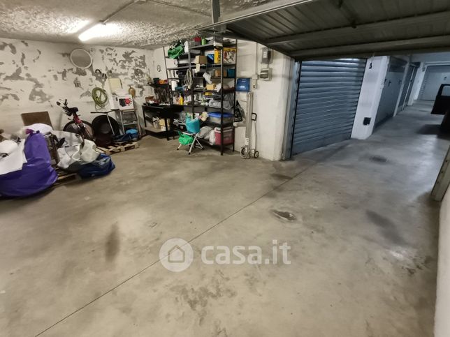 Box/posto auto in residenziale in Via San Giovanni d'Acri