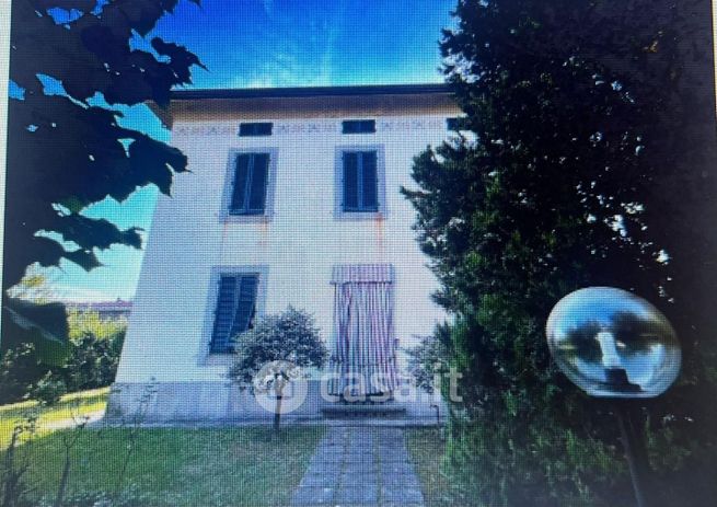 Villa in residenziale in Via delle Ville 478