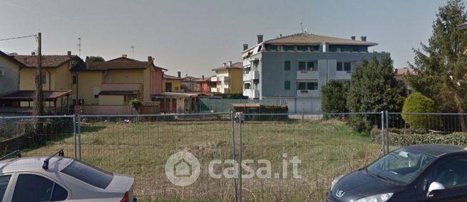 Terreno edificabile in residenziale in Via Firenze