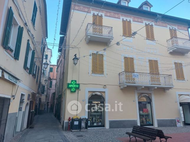 Appartamento in residenziale in Via Dante Alighieri 29