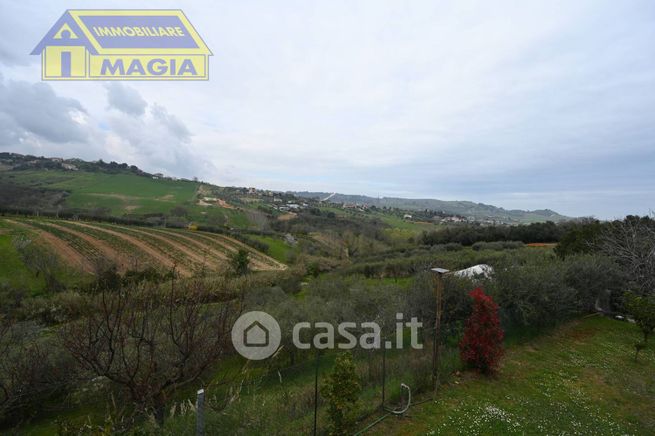 Terreno agricolo in commerciale in Contrada Valle del Forno 58