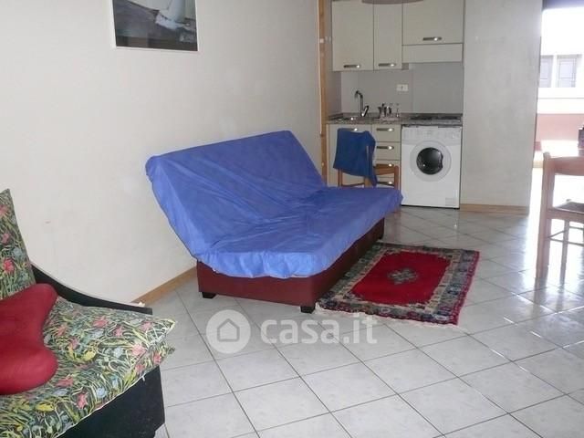 Appartamento in residenziale in Via dei Melograni 34