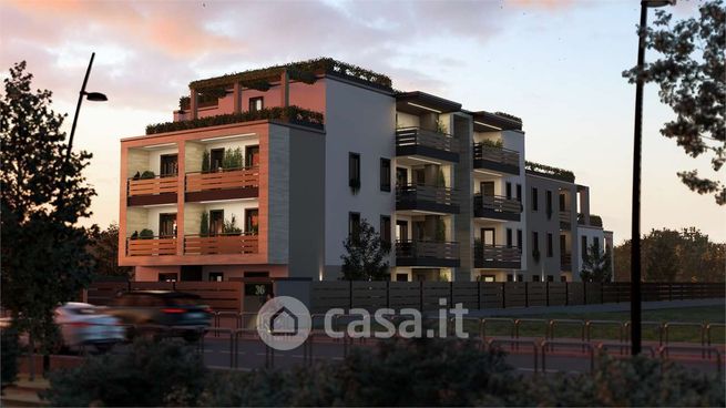 Appartamento in residenziale in Via Erba 36