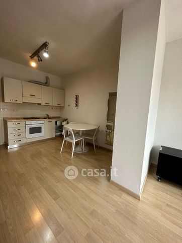 Appartamento in residenziale in Via Alessandro Volta 98