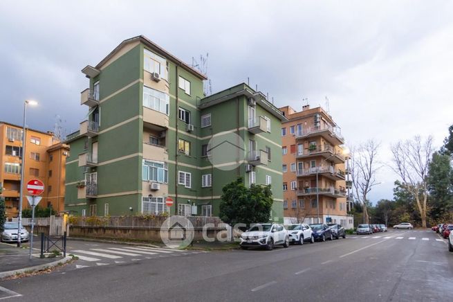 Appartamento in residenziale in Via Filippo Eredia 37