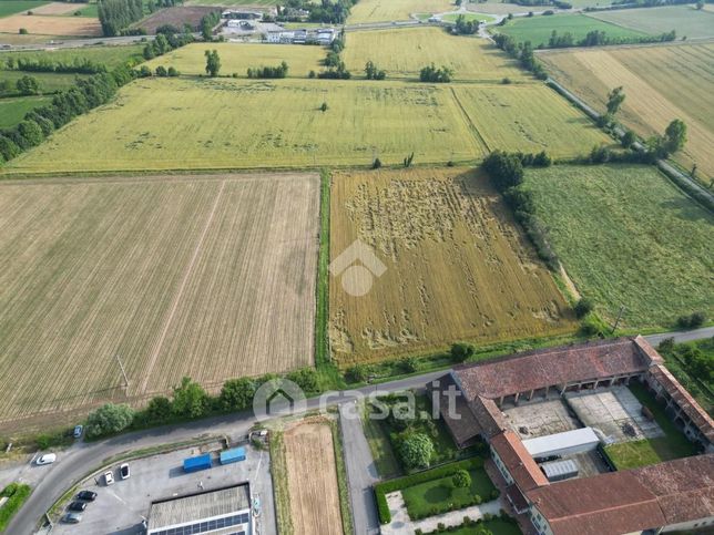 Terreno agricolo in commerciale in Strada per Porzano