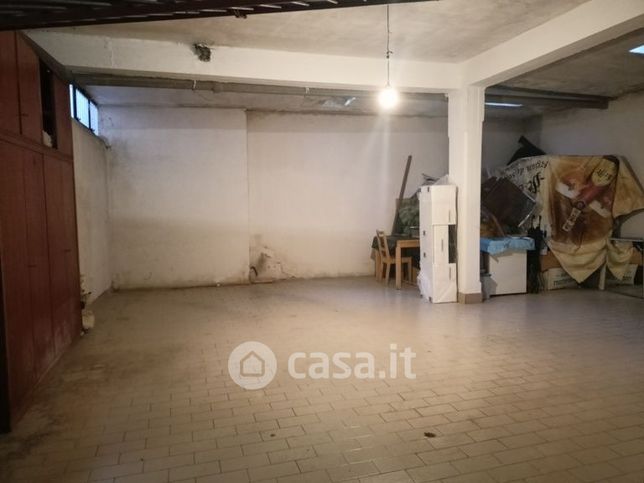 Garage/posto auto in residenziale in Via dei Sette Metri