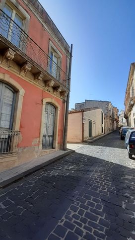 Casa indipendente in residenziale in Via NicolÃ² Zocco 3434