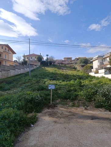 Terreno edificabile in residenziale in Fondo Valle Alento