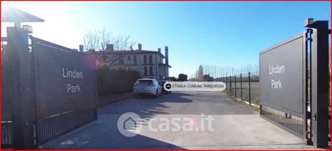 Appartamento in residenziale in Via Aleardo Aleardi 23