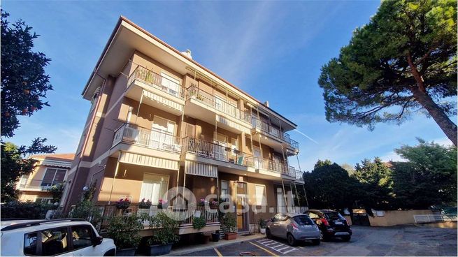 Appartamento in residenziale in Via CÃ  Rossa 52