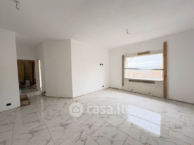 Appartamento in residenziale in Via XXV Aprile