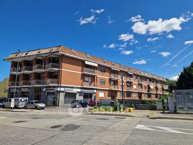 Appartamento in residenziale in Via Regio Parco 61