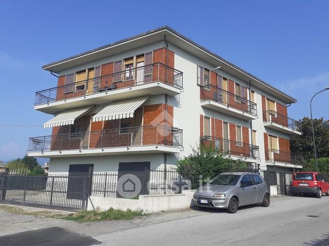 Appartamento in residenziale in Via T. Grossi 1