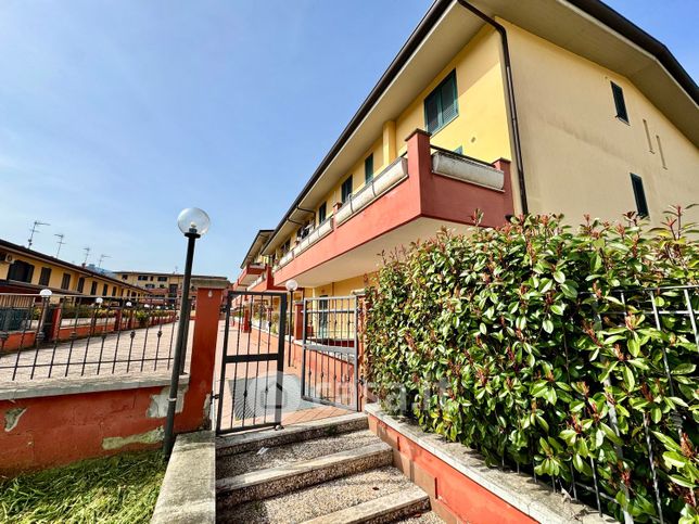 Appartamento in residenziale in Via Marano 12