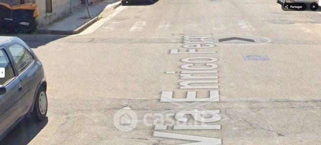 Capannone in commerciale in Via Enrico Fermi 6 B