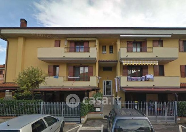 Appartamento in residenziale in Via Ravenna