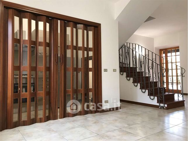 Casa bi/trifamiliare in residenziale in Via Posatora 6