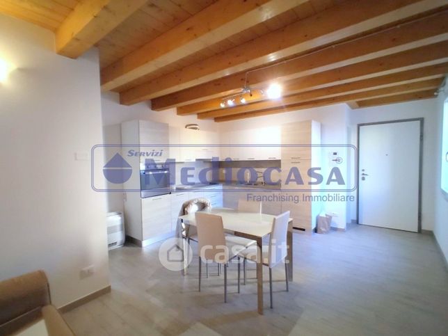 Appartamento in residenziale in Via Silvestri