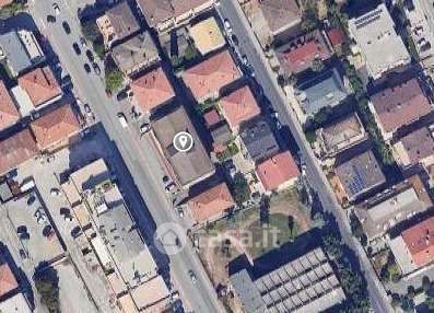 Ufficio in commerciale in Via Camillo Benso Cavour