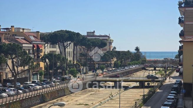 Appartamento in residenziale in Via Montello 34