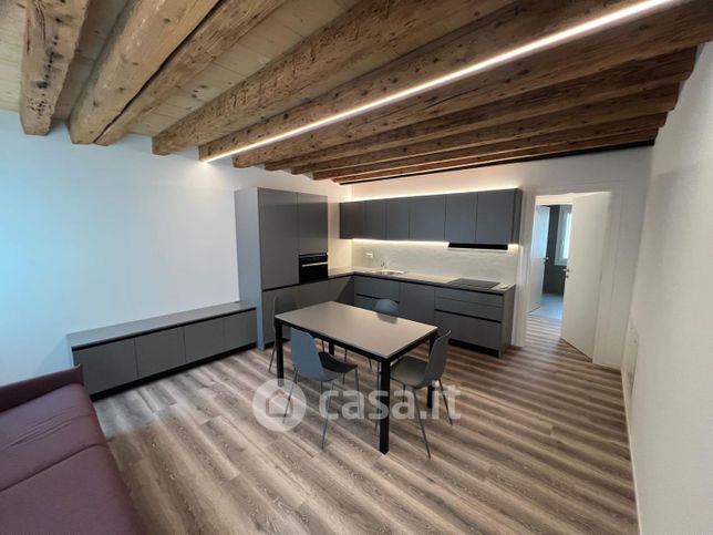 Appartamento in residenziale in Corso San Felice Fortunato