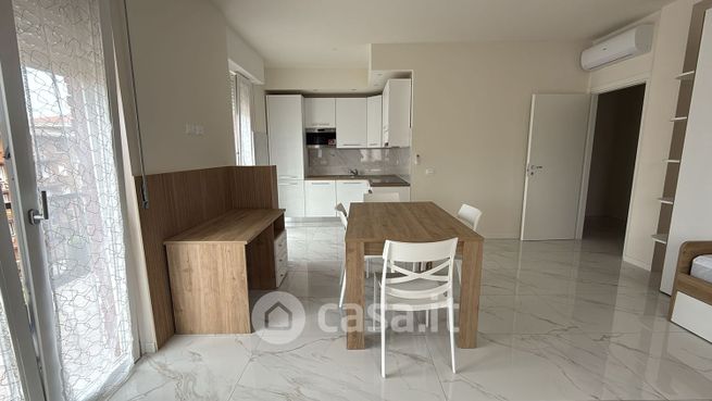 Appartamento in residenziale in Via Po