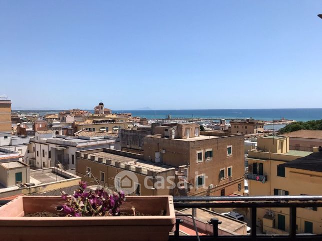 Appartamento in residenziale in Via Volturno 5