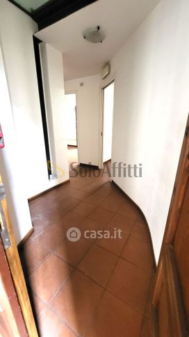 Ufficio in commerciale in 