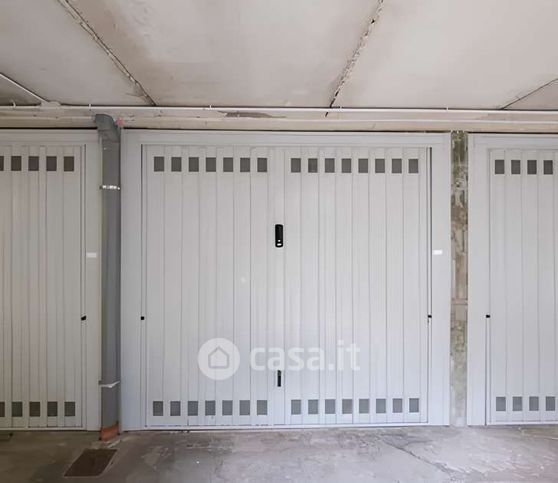 Box/posto auto in residenziale in Via Pietro Nenni 3 /D