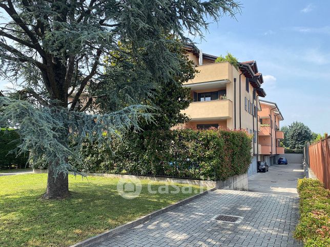 Appartamento in residenziale in Via Costa 18