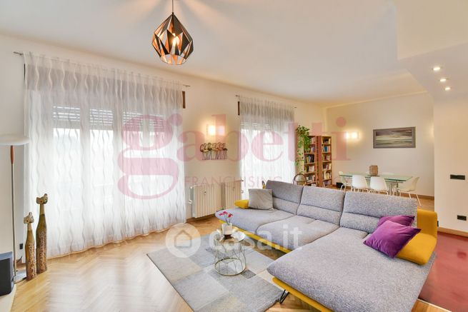 Appartamento in residenziale in Via Umberto Maddalena 14