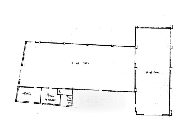 Capannone in commerciale in 