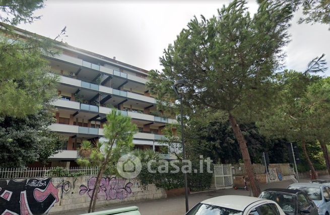 Appartamento in residenziale in Viale Regina Margherita 59