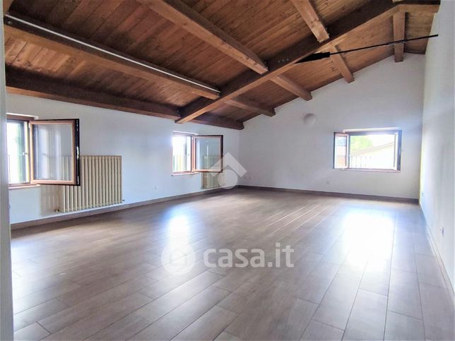 Appartamento in residenziale in Via dell'Uva 14