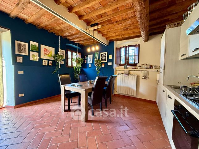 Appartamento in residenziale in Via di Macia 11