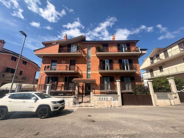 Appartamento in residenziale in Via Gioacchino Gesmundo 71