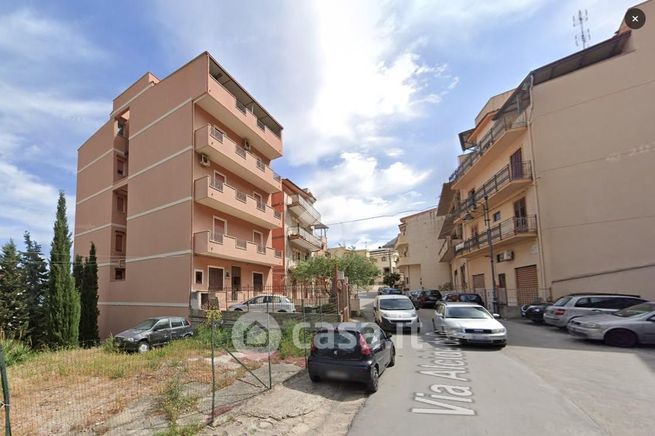 Appartamento in residenziale in Via Alcide de Gasperi 80