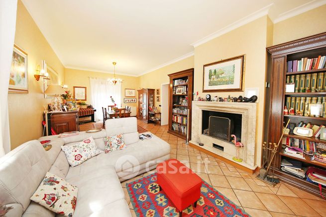 Casa indipendente in residenziale in Via Argelato