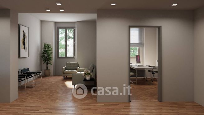 Ufficio in commerciale in Via Uberto Visconti di Modrone 32
