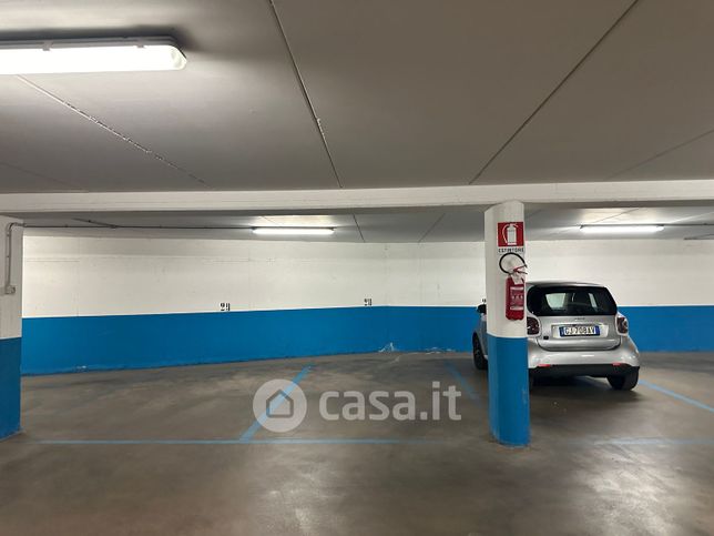 Garage/posto auto in residenziale in Via Giardini Verdi 7