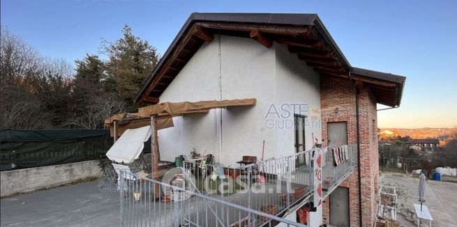 Casa indipendente in residenziale in Strada Montenero 50