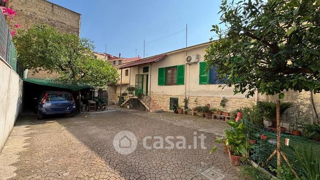 Casa indipendente in residenziale in Via Giovanni Falcone