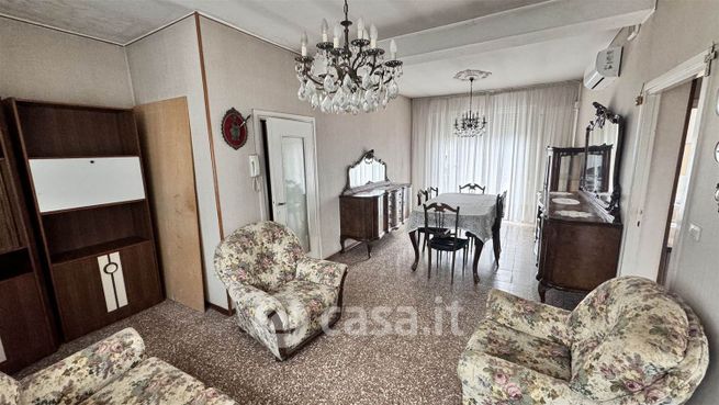 Appartamento in residenziale in Via Padre Reginaldo Giuliani 40